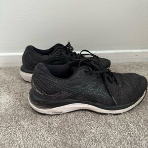 ASICS gel cumulus 20 Black and Gray Athletic Shoes